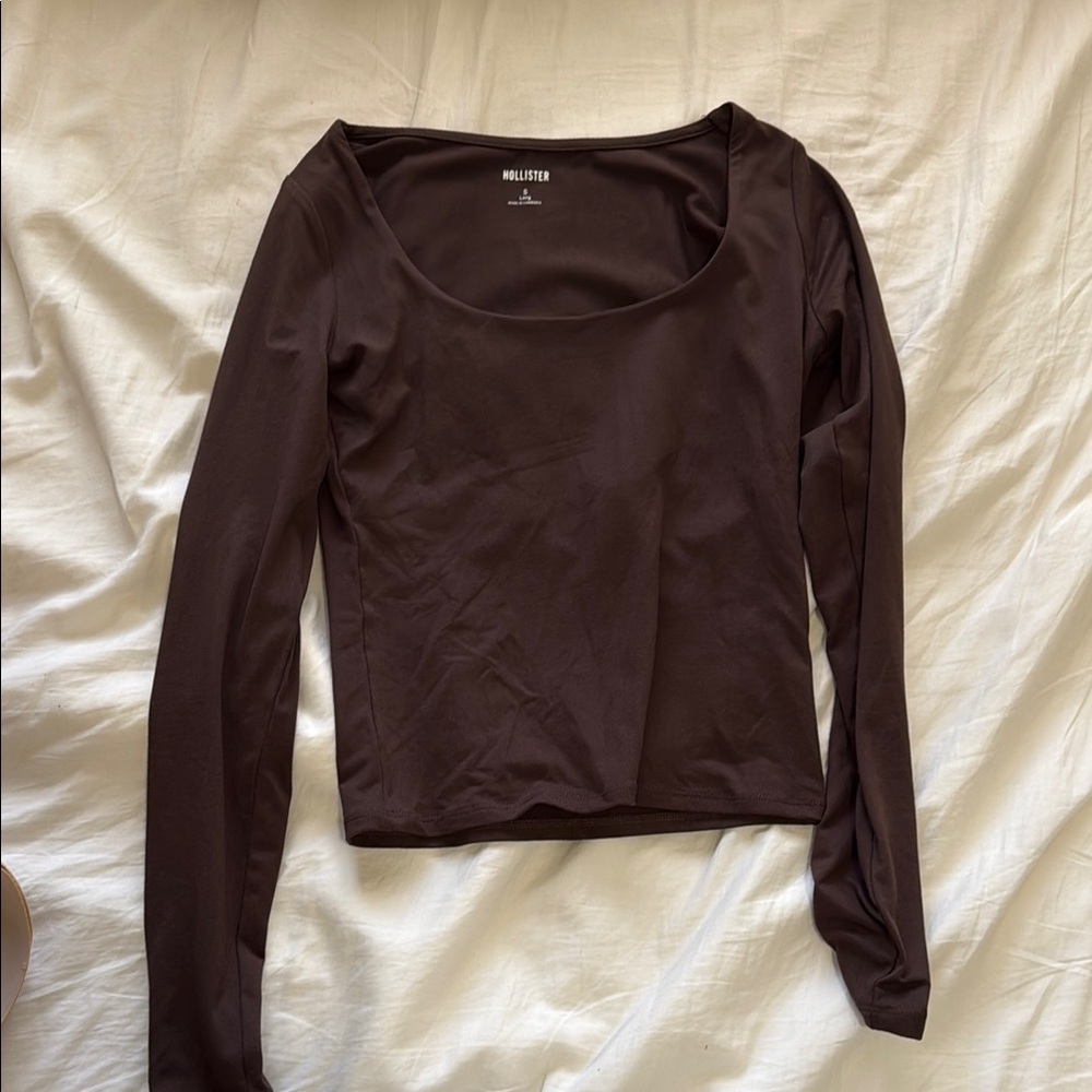 brown hollister long sleeve shirt size s